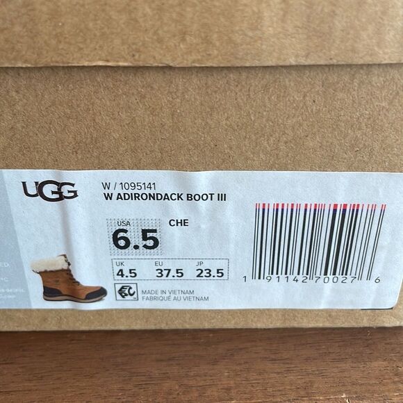UGG Adirondack III Boot Chestnut Women Size 6.5 - Picture 13 of 14